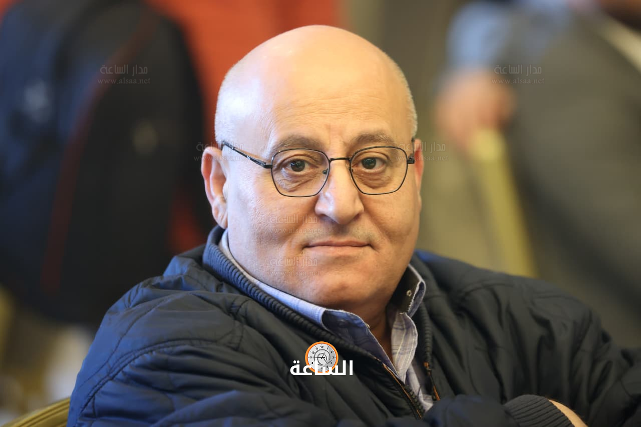 Madar Al-Saa Images 0.4386941815613561