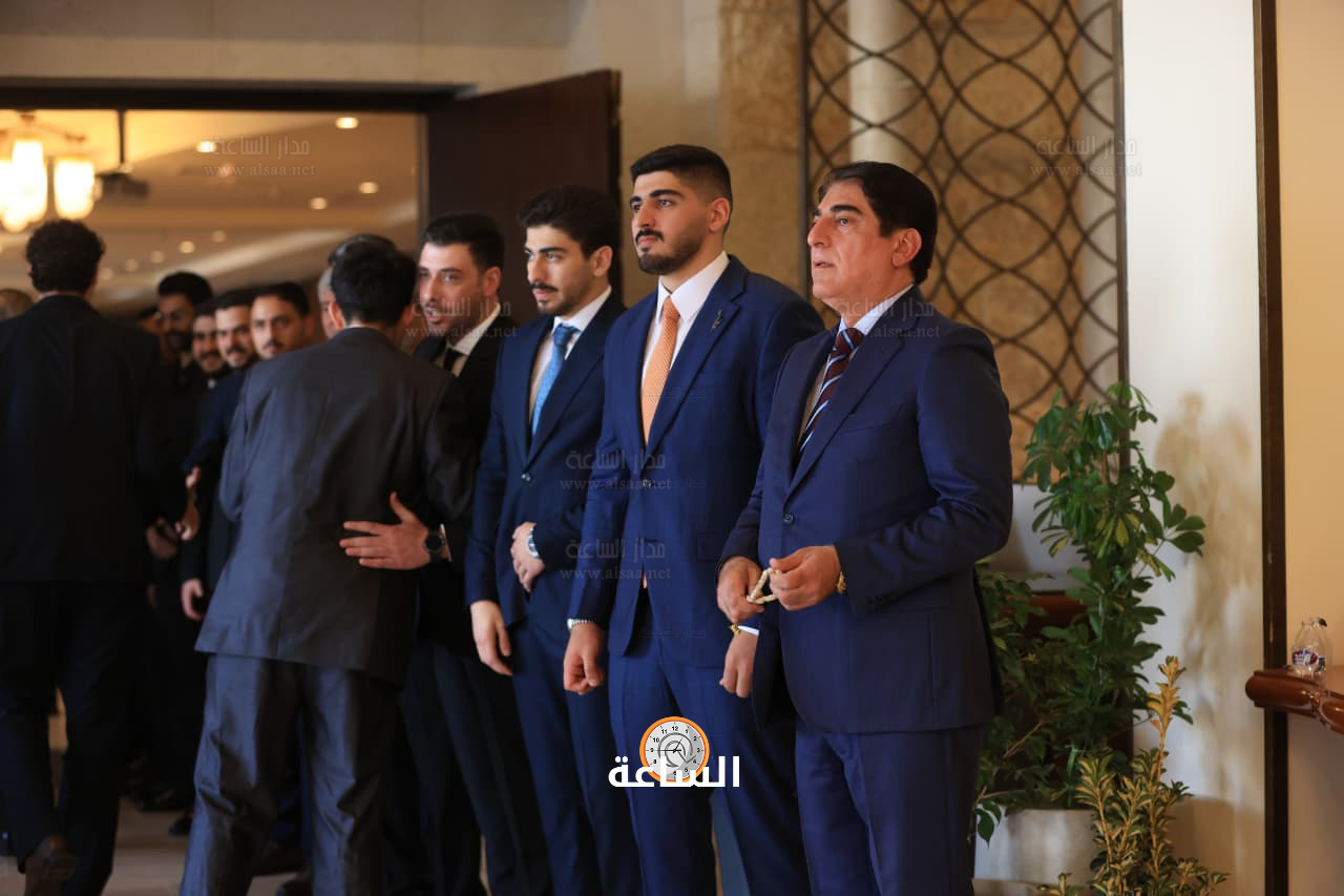 Madar Al-Saa Images 0.18400639336660807