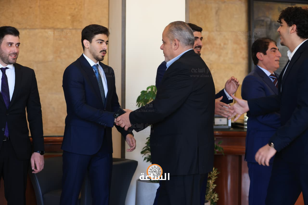 Madar Al-Saa Images 0.4185396482185898