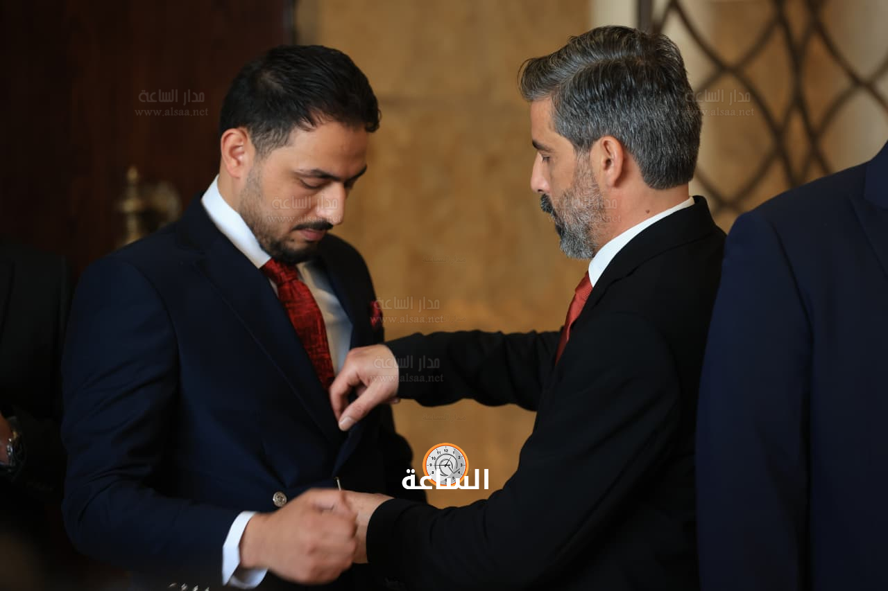 Madar Al-Saa Images 0.8426666306973922