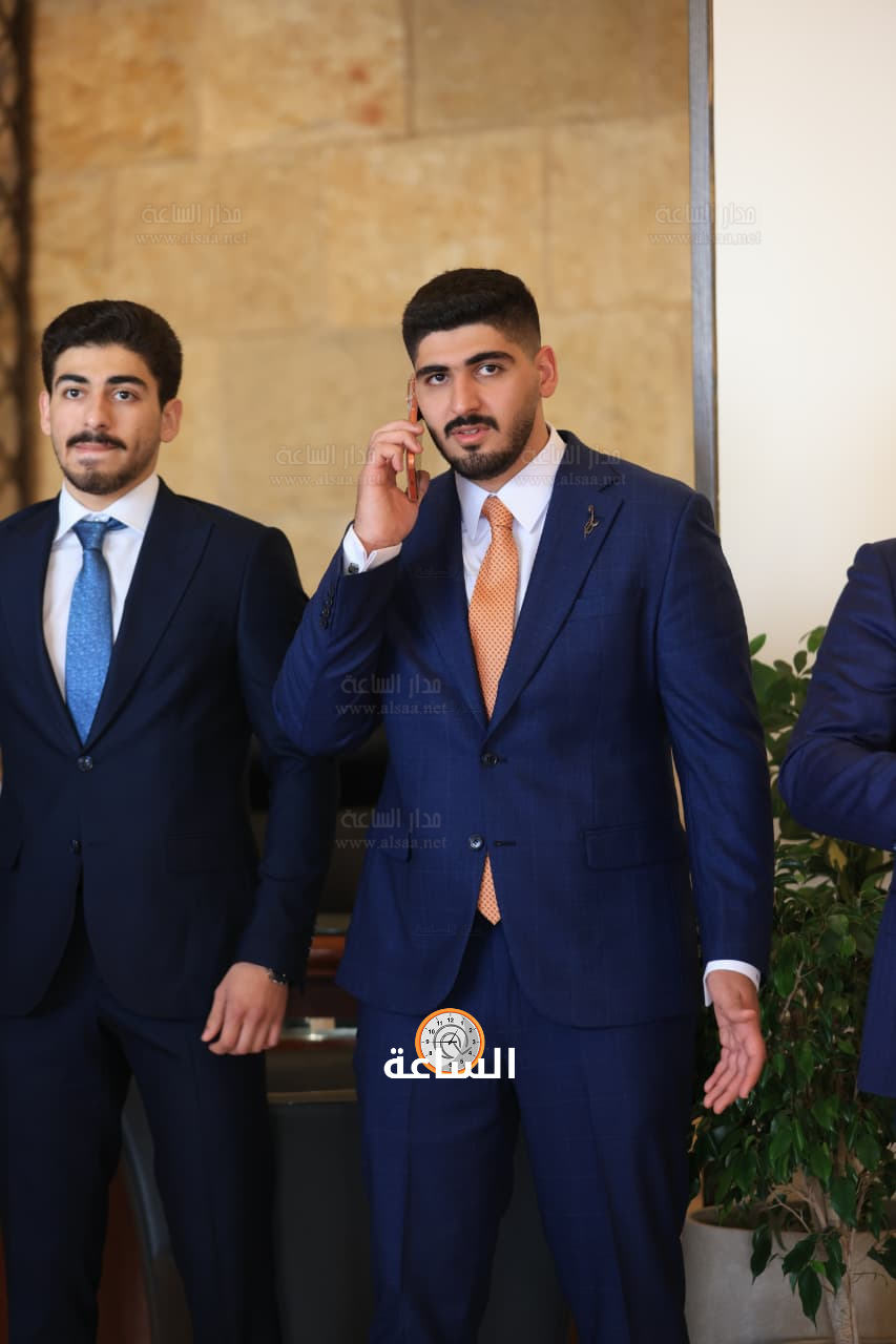 Madar Al-Saa Images 0.27271828026220934