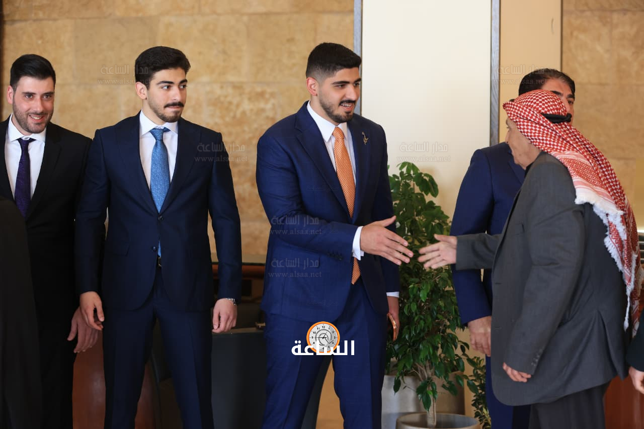 Madar Al-Saa Images 0.7557276932151623