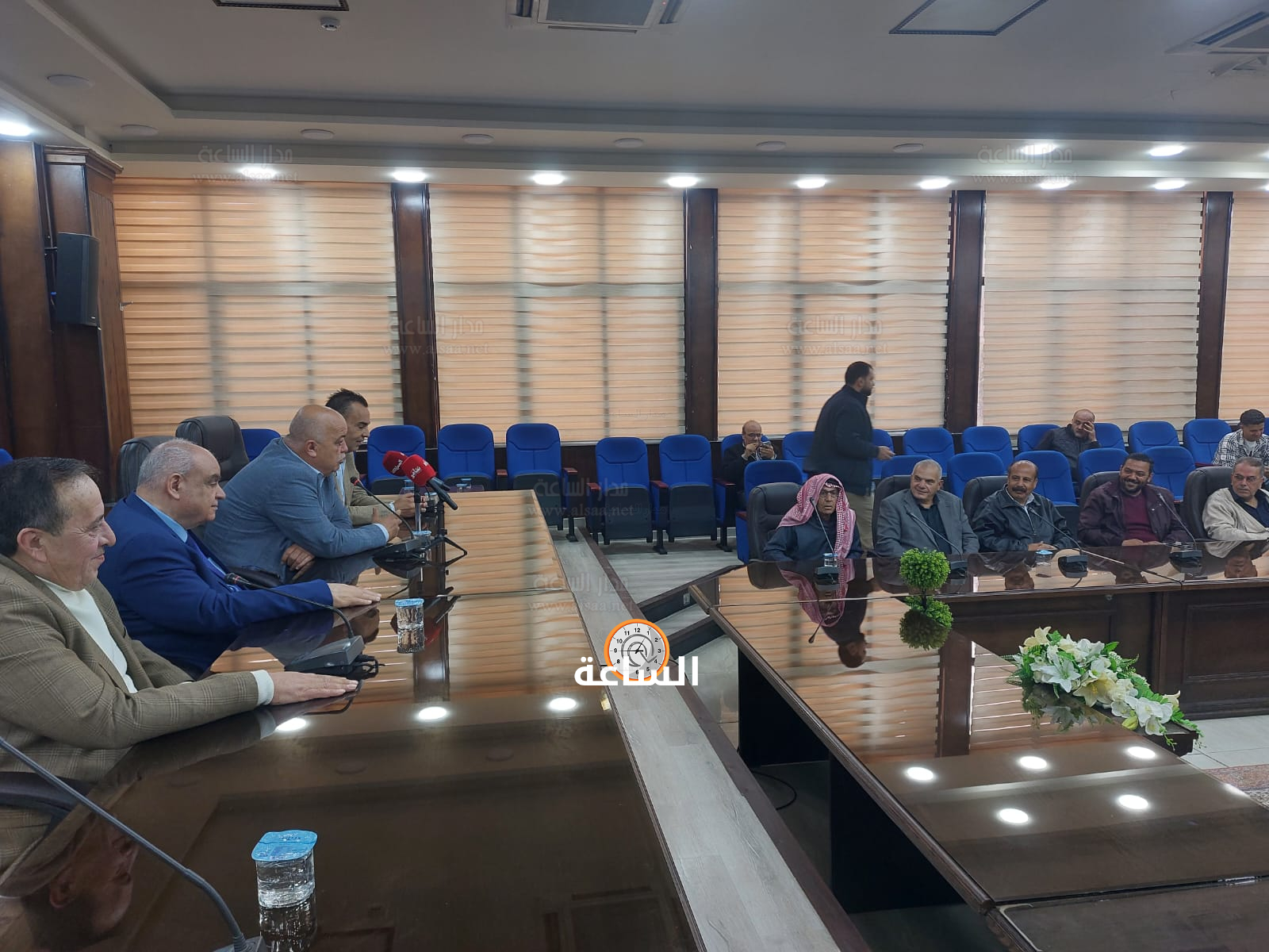 Madar Al-Saa Images 0.3018419668006289