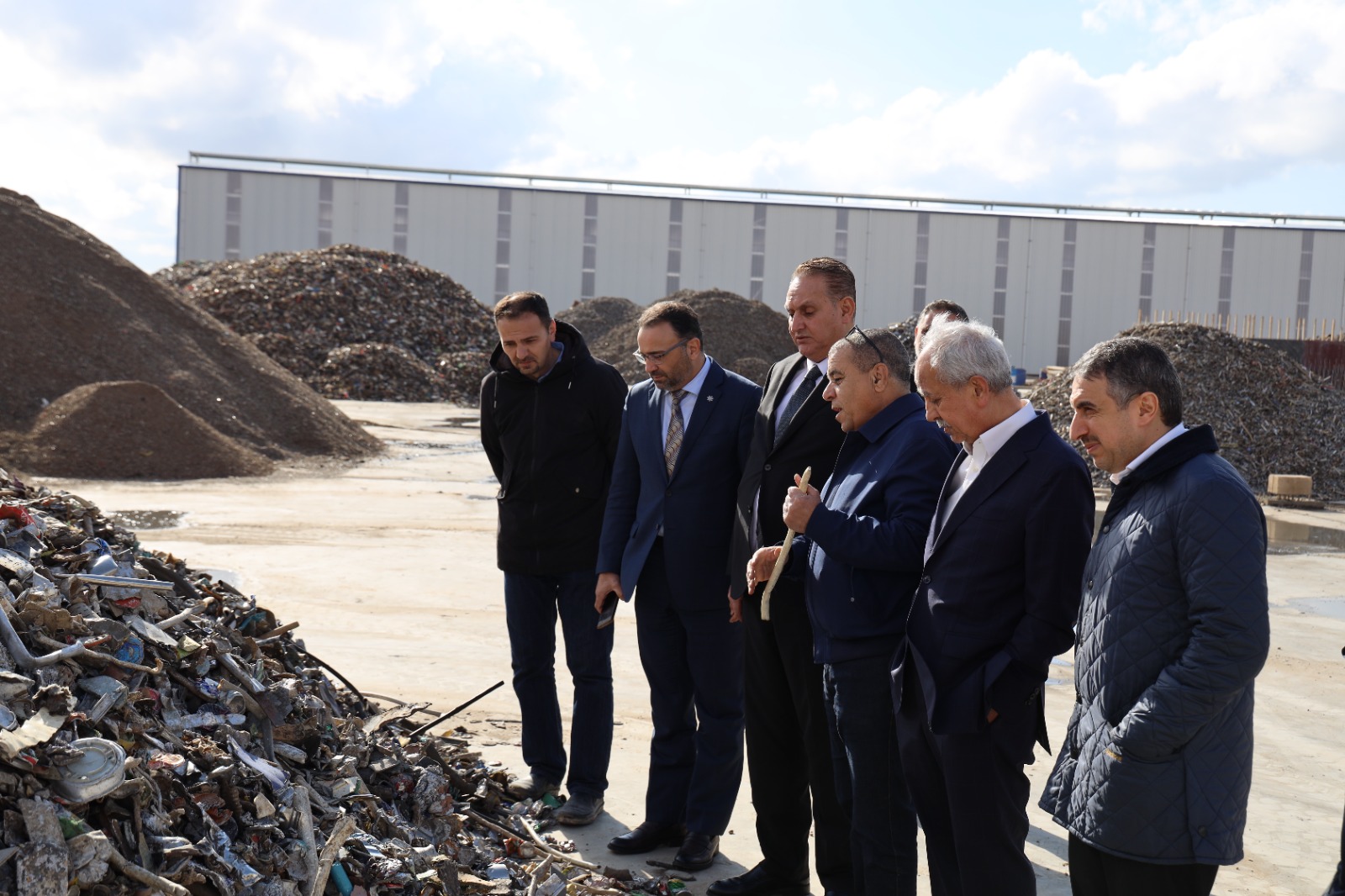 Madar Al-Saa Images 0.44750908882075446