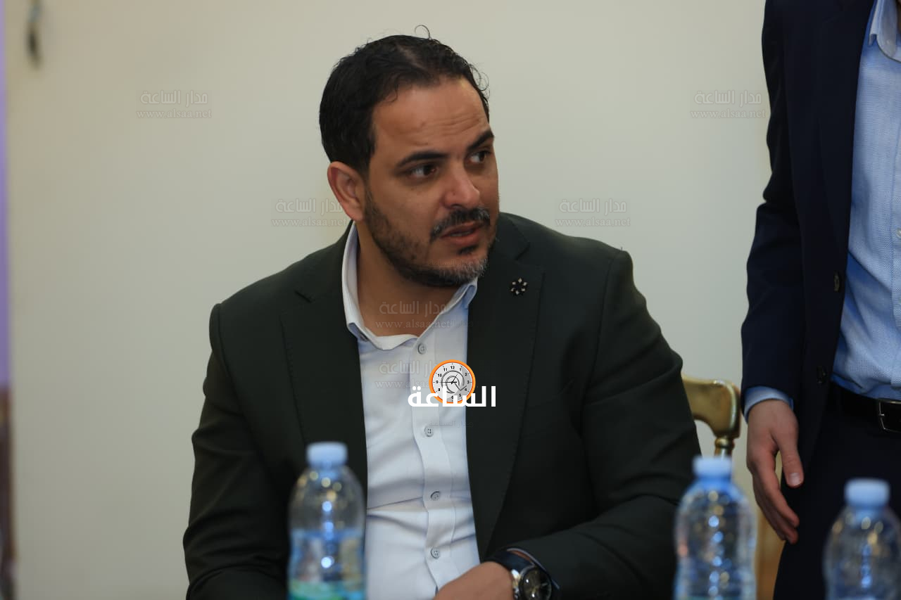 Madar Al-Saa Images 0.9138850003169419