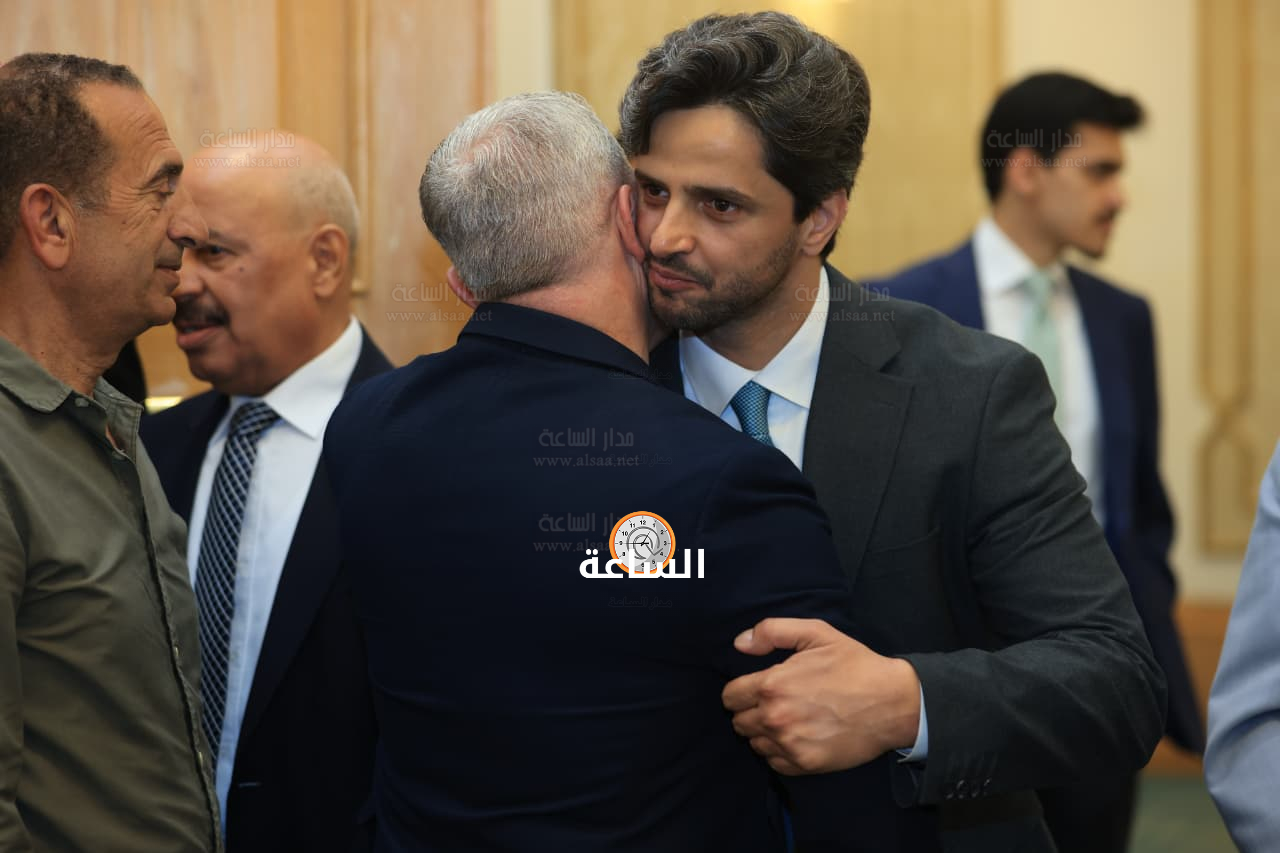 Madar Al-Saa Images 0.4468252358750425