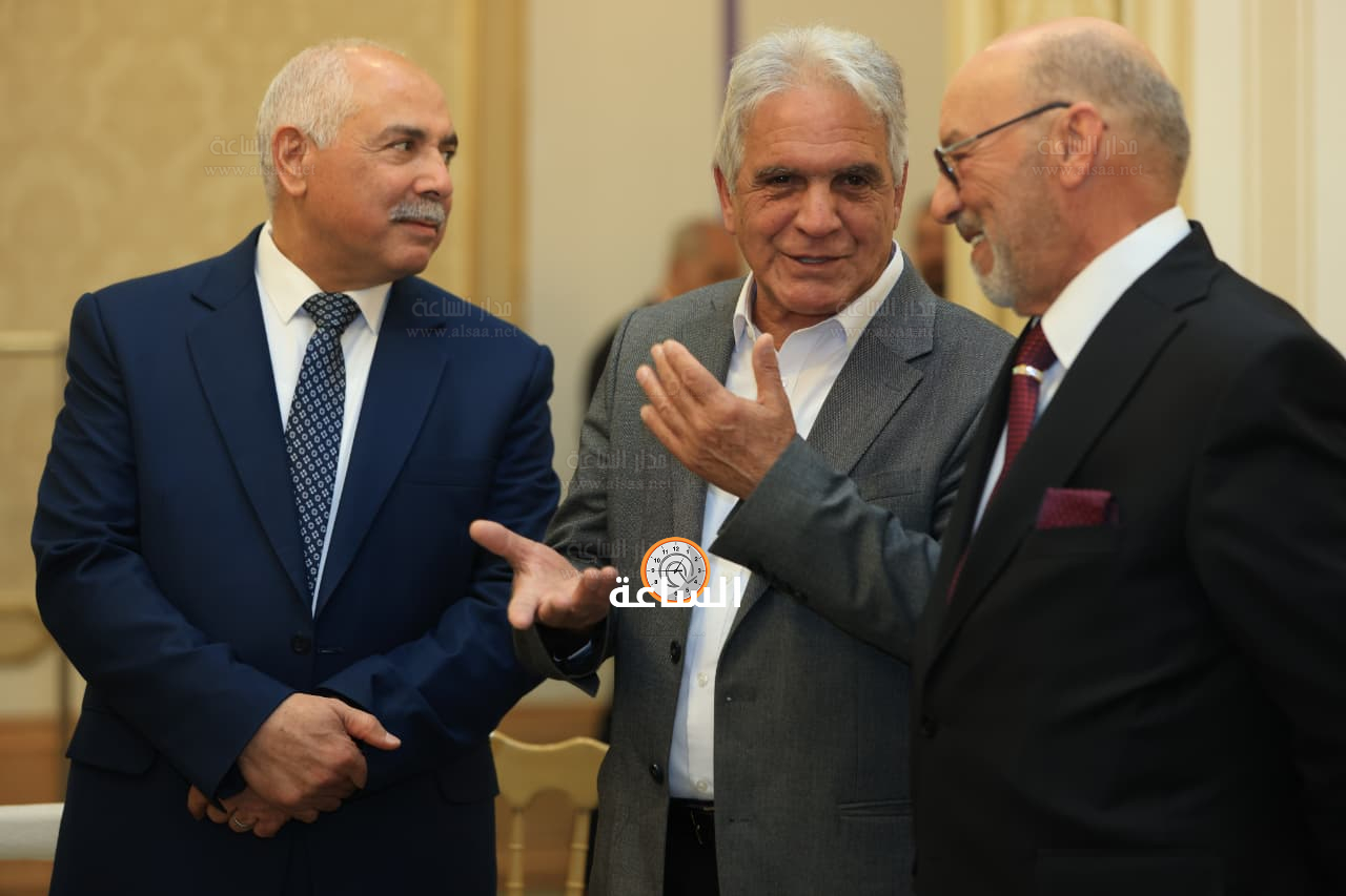 Madar Al-Saa Images 0.11647484193240587