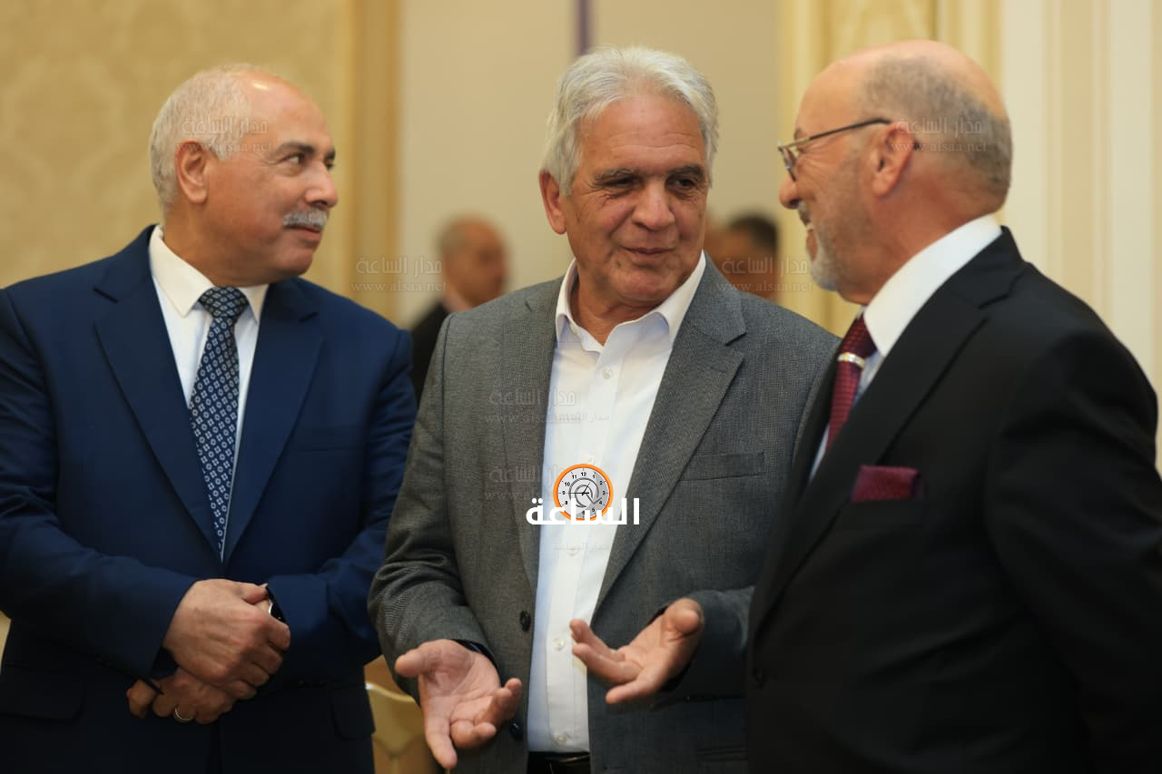 Madar Al-Saa Images 0.21393386271189463