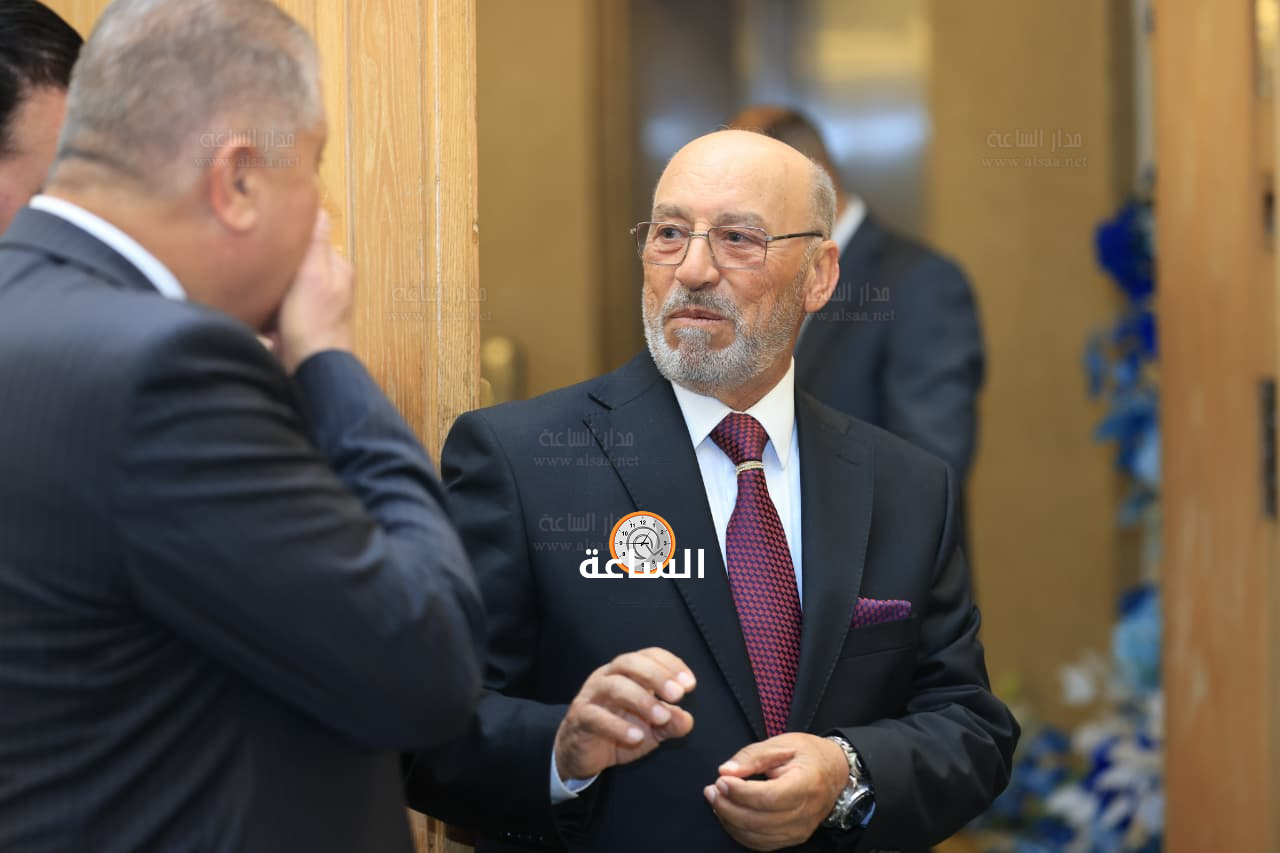 Madar Al-Saa Images 0.33952678849618156