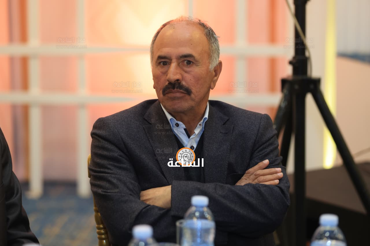 Madar Al-Saa Images 0.5449231686594491