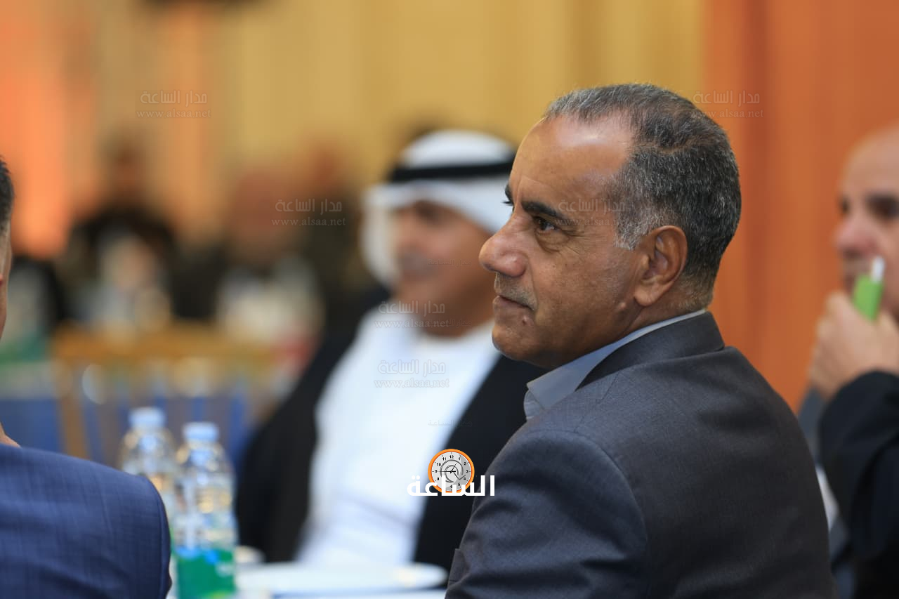 Madar Al-Saa Images 0.018673514380376788