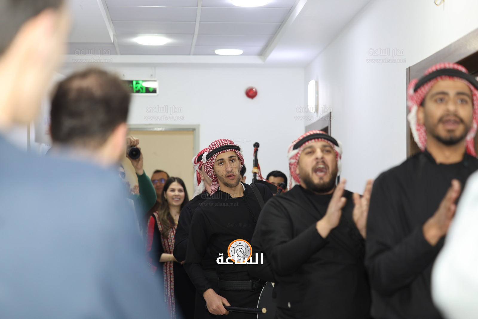 Madar Al-Saa Images 0.8837384341114732