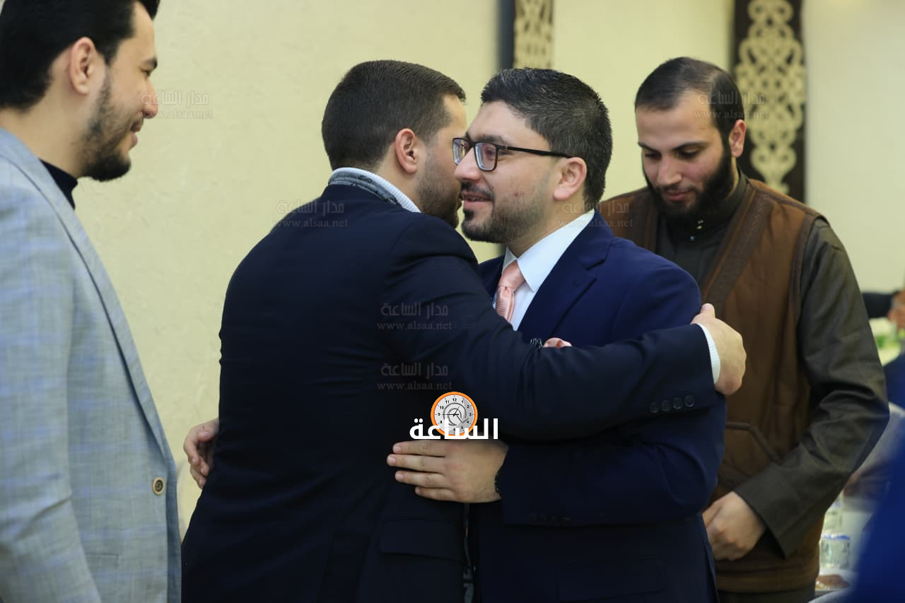 Madar Al-Saa Images 0.6892683618477137