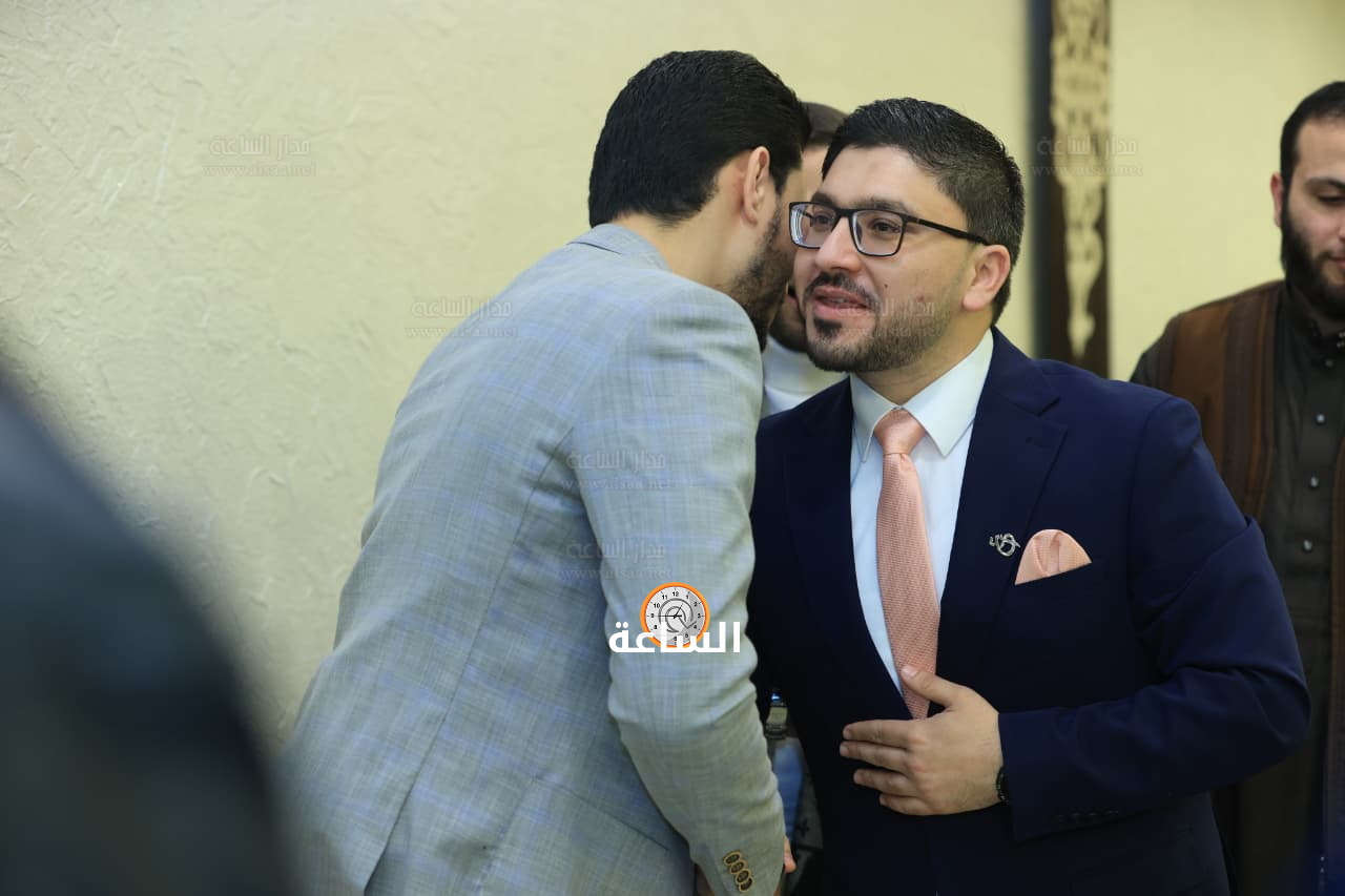 Madar Al-Saa Images 0.9161382217467184