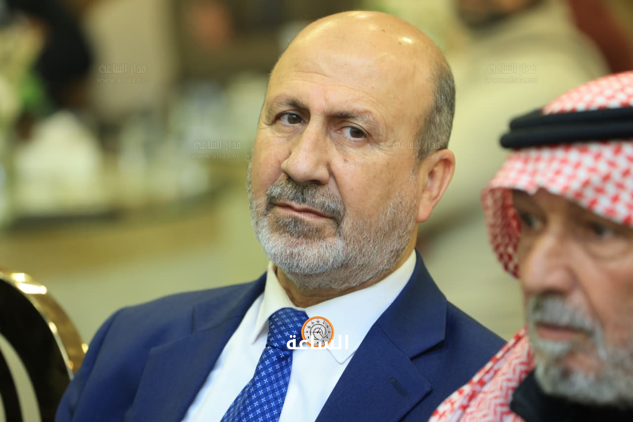 Madar Al-Saa Images 0.4442719344505852