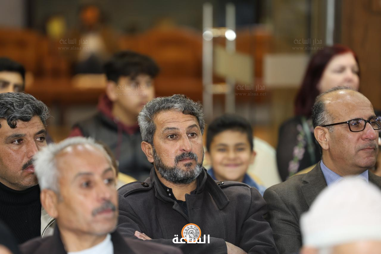 Madar Al-Saa Images 0.9924720356962061