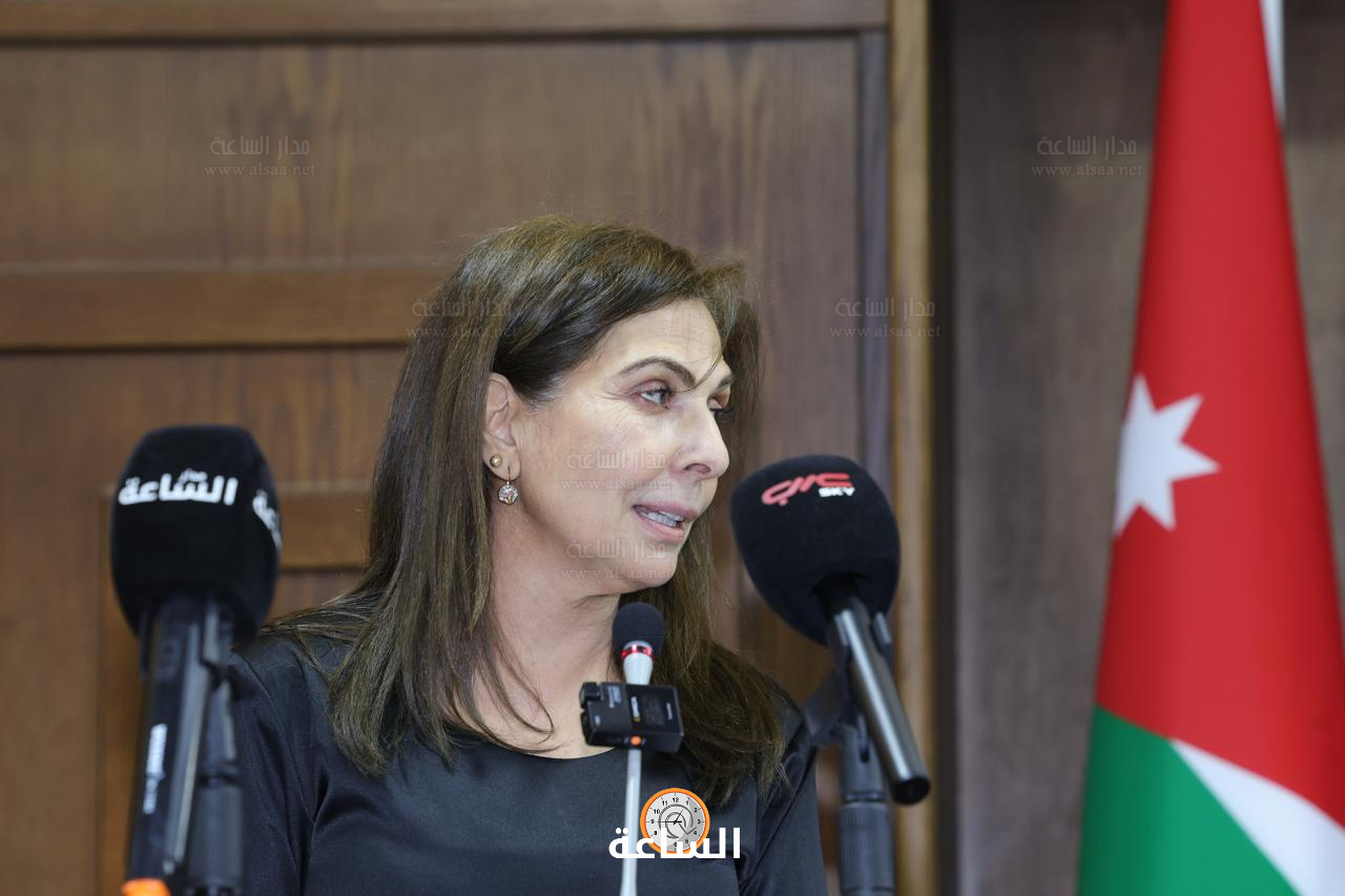 Madar Al-Saa Images 0.8861508690900763