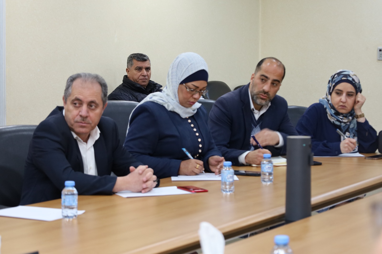 Madar Al-Saa Images 0.11438176597950667