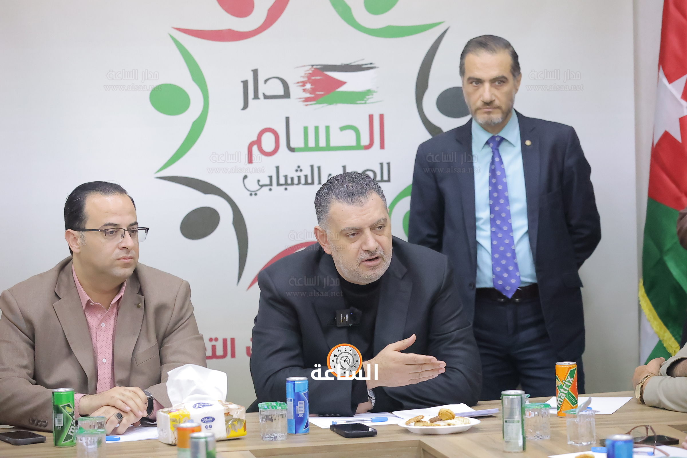 Madar Al-Saa Images 0.3968544248361351