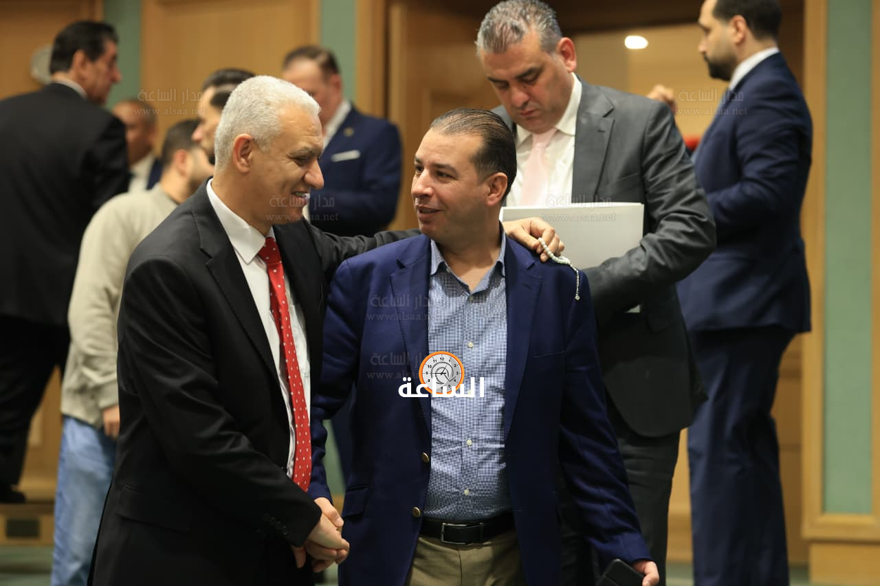 Madar Al-Saa Images 0.49134026494465166