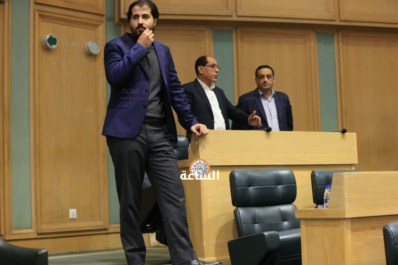 Madar Al-Saa Images 0.42140486858704485