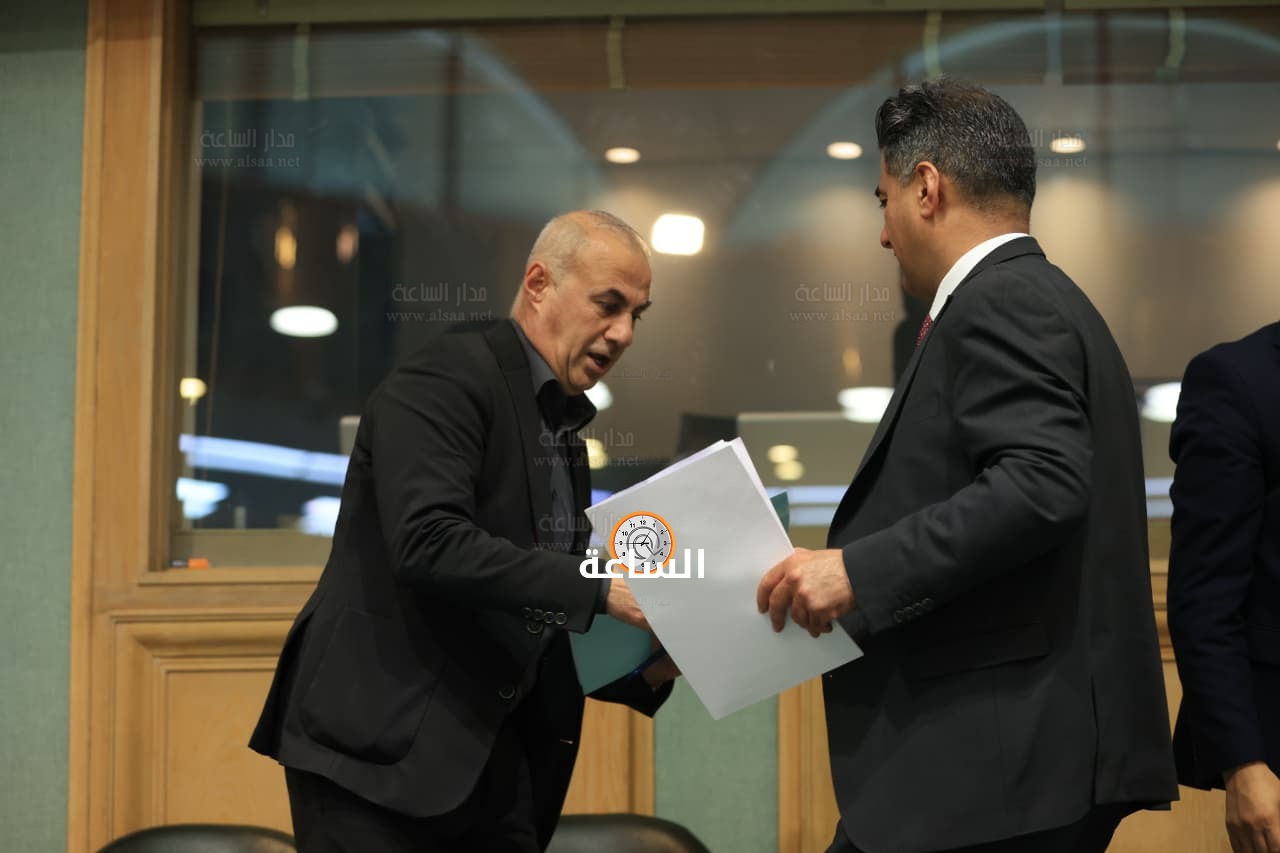 Madar Al-Saa Images 0.4679885735453617