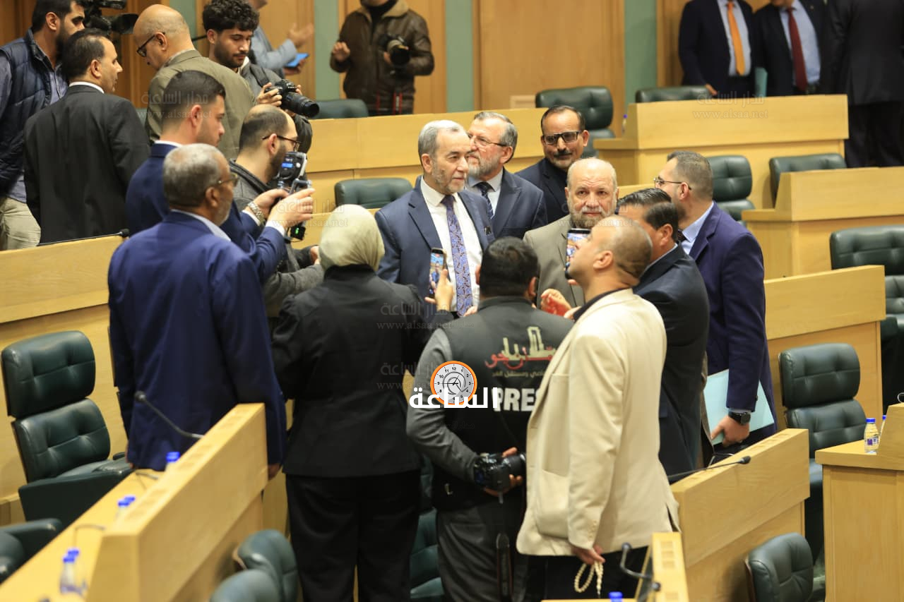 Madar Al-Saa Images 0.7290651171728771