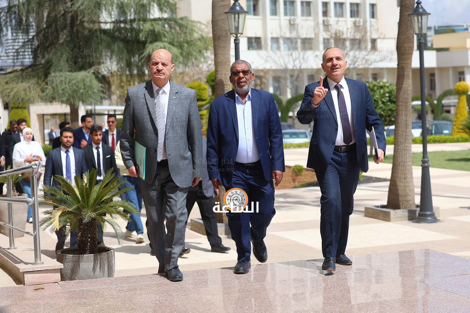 Madar Al-Saa Images 0.41006080658150224