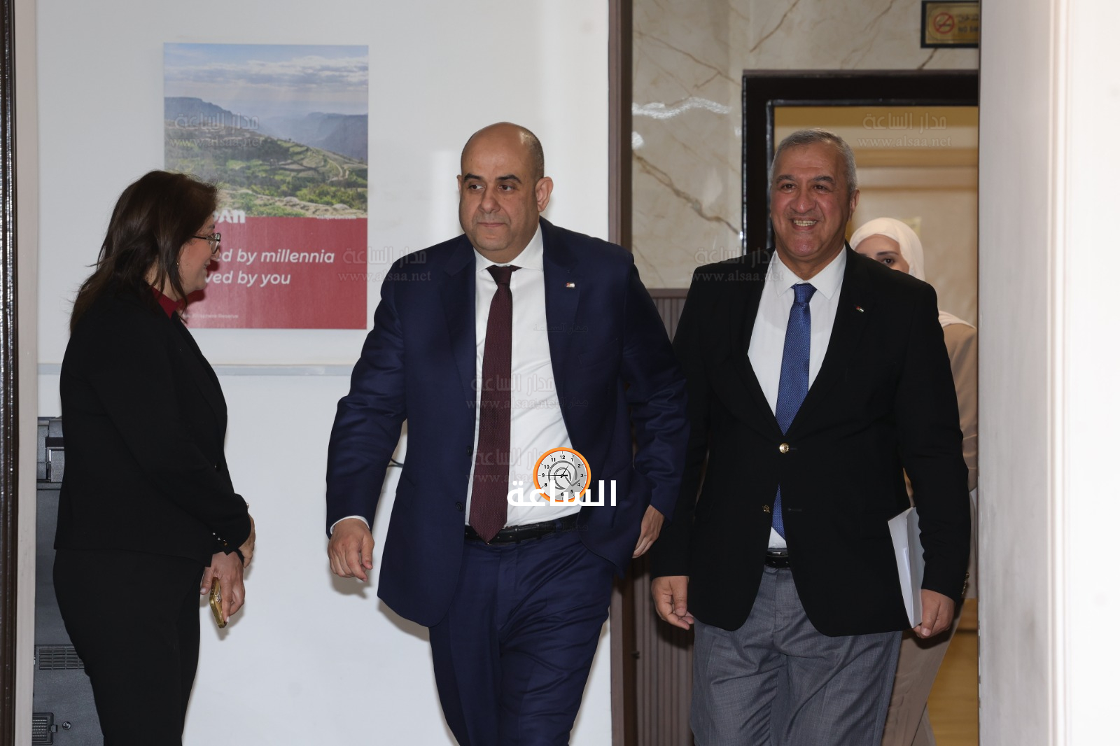 Madar Al-Saa Images 0.8832875241339774