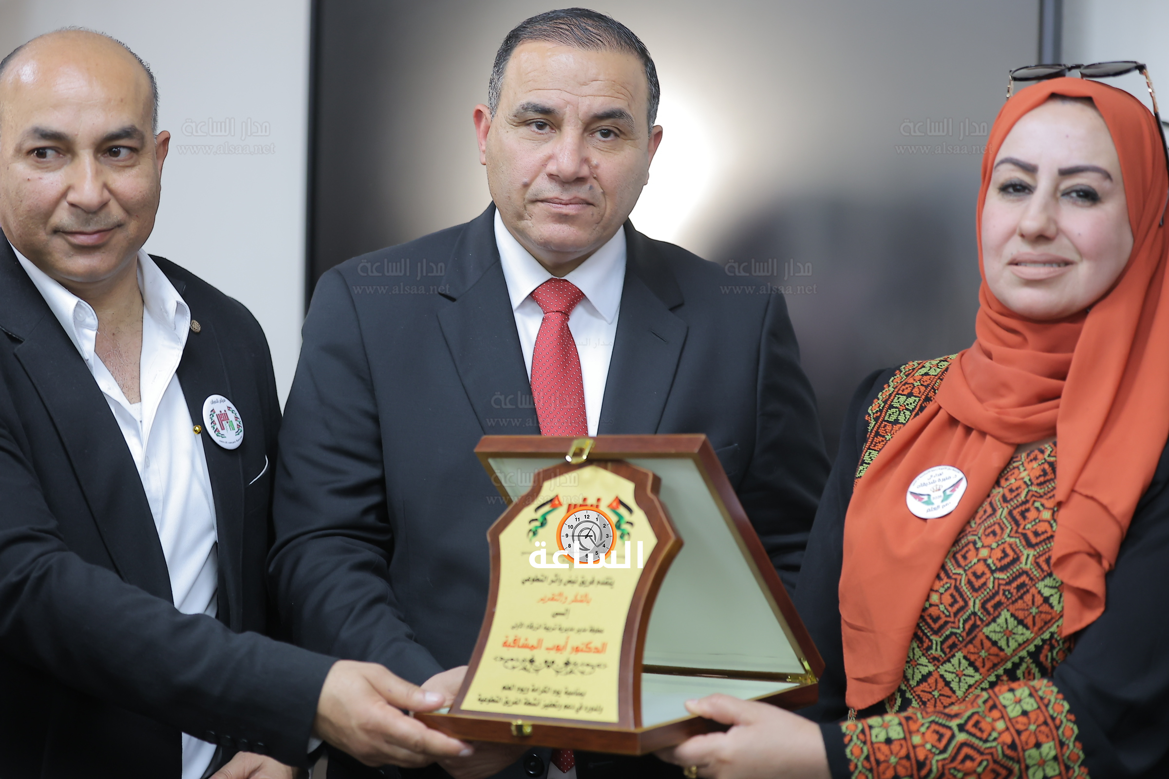 Madar Al-Saa Images 0.6698819581745397