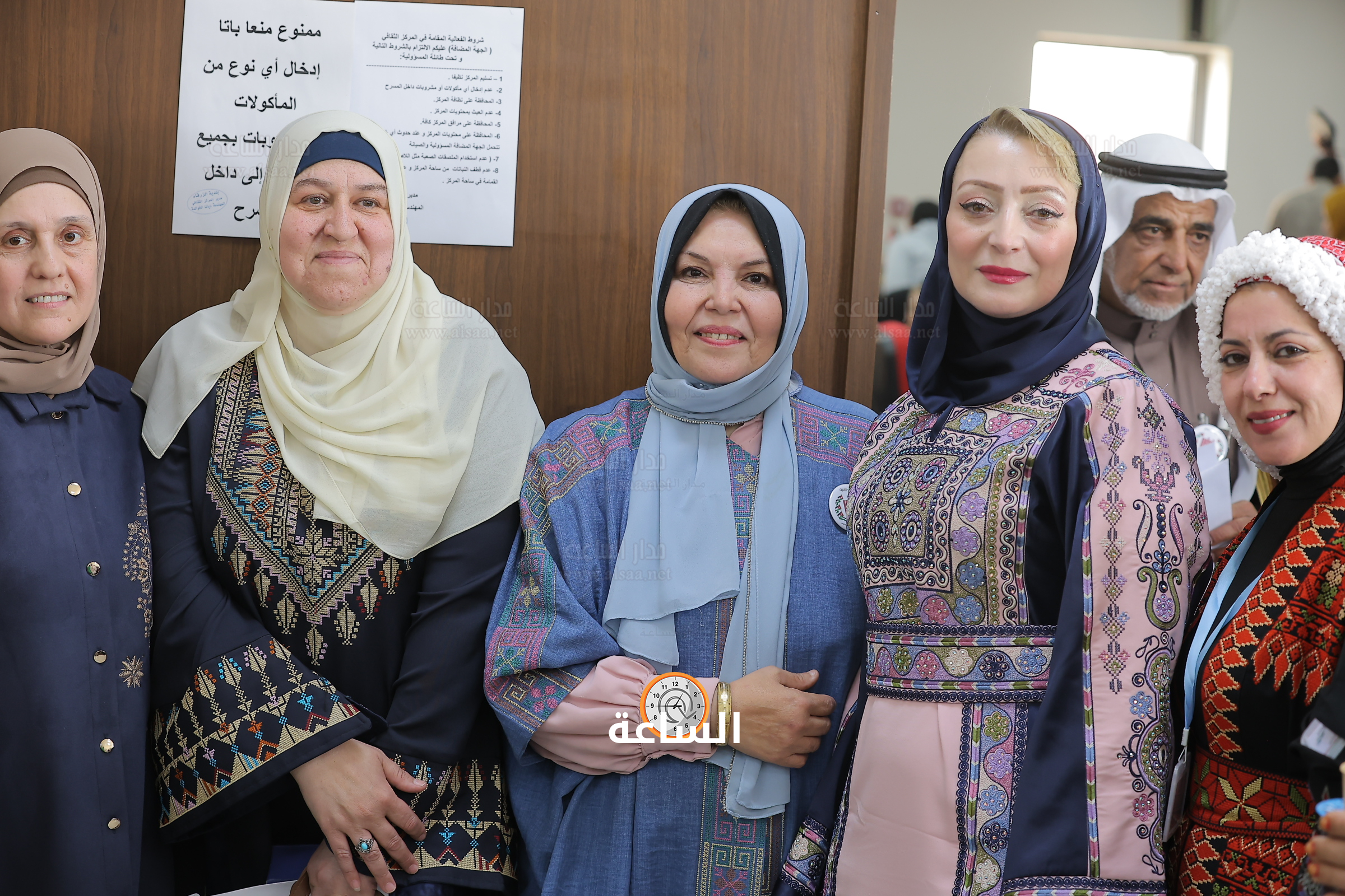 Madar Al-Saa Images 0.8752073337548253