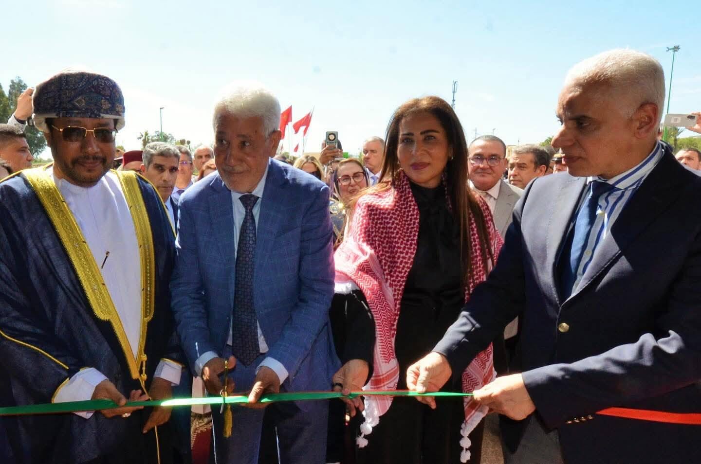 Madar Al-Saa Images 0.9798160955533485