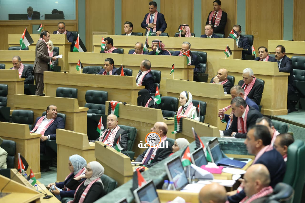 Madar Al-Saa Images 0.12874861613319766