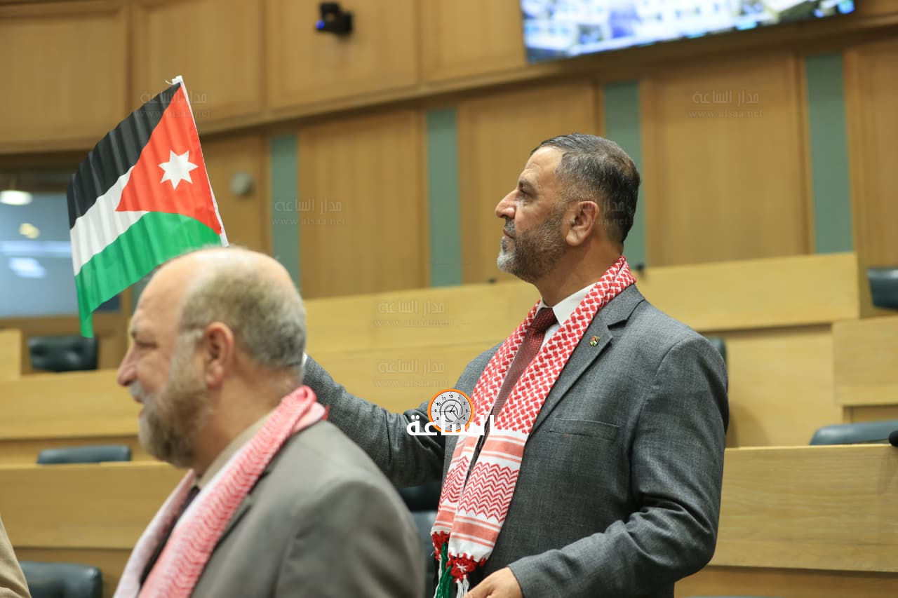 Madar Al-Saa Images 0.6567550353124688