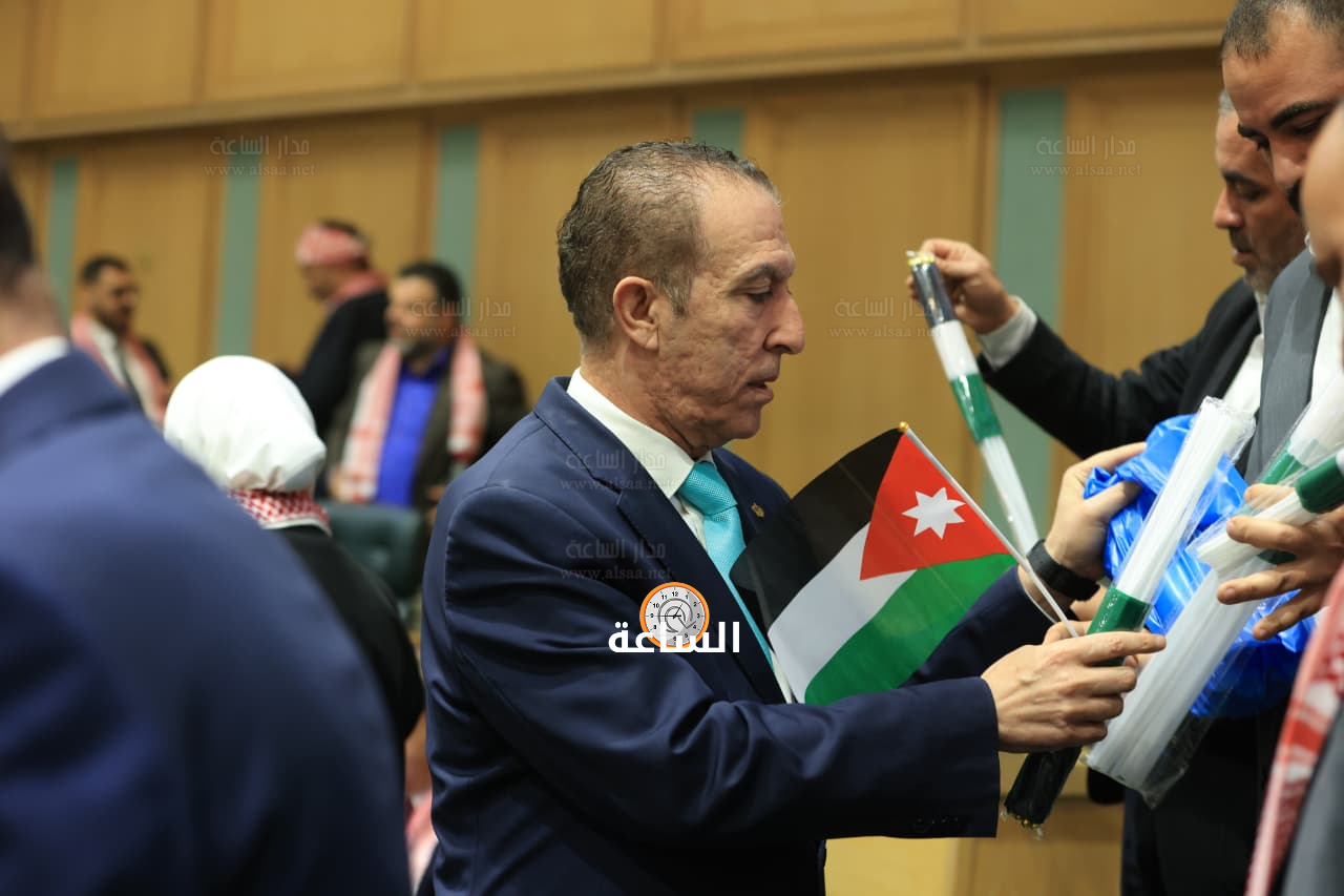 Madar Al-Saa Images 0.12495389361933507