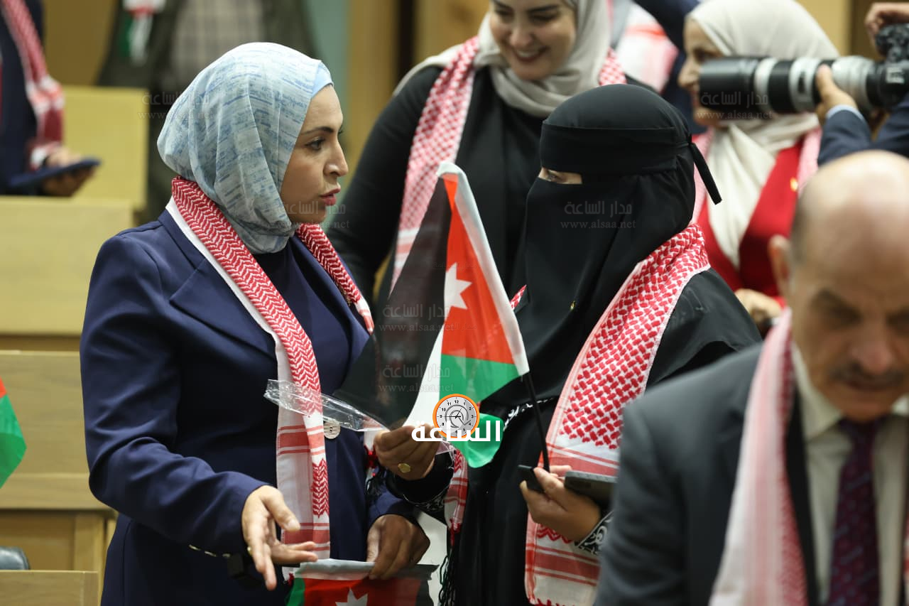 Madar Al-Saa Images 0.6322021048865151