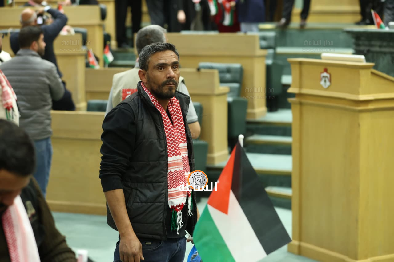 Madar Al-Saa Images 0.34445218404713607