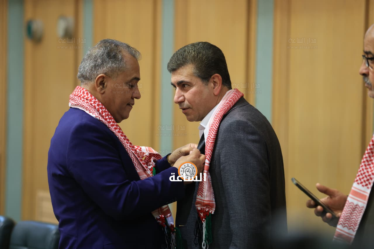 Madar Al-Saa Images 0.6148925002932742