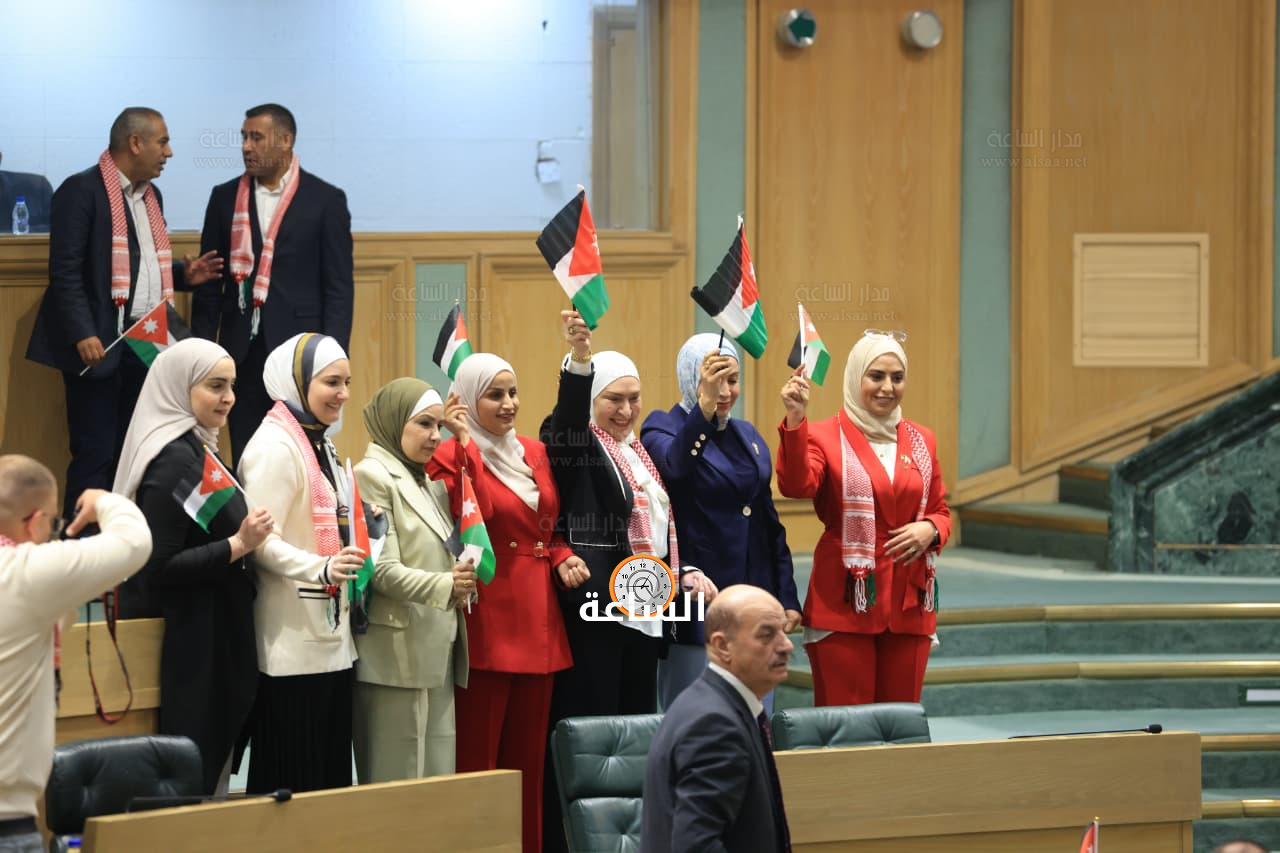 Madar Al-Saa Images 0.07066559405639194