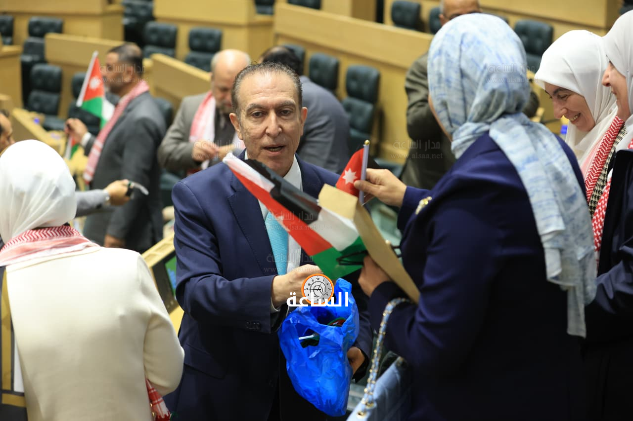 Madar Al-Saa Images 0.8656919007646945