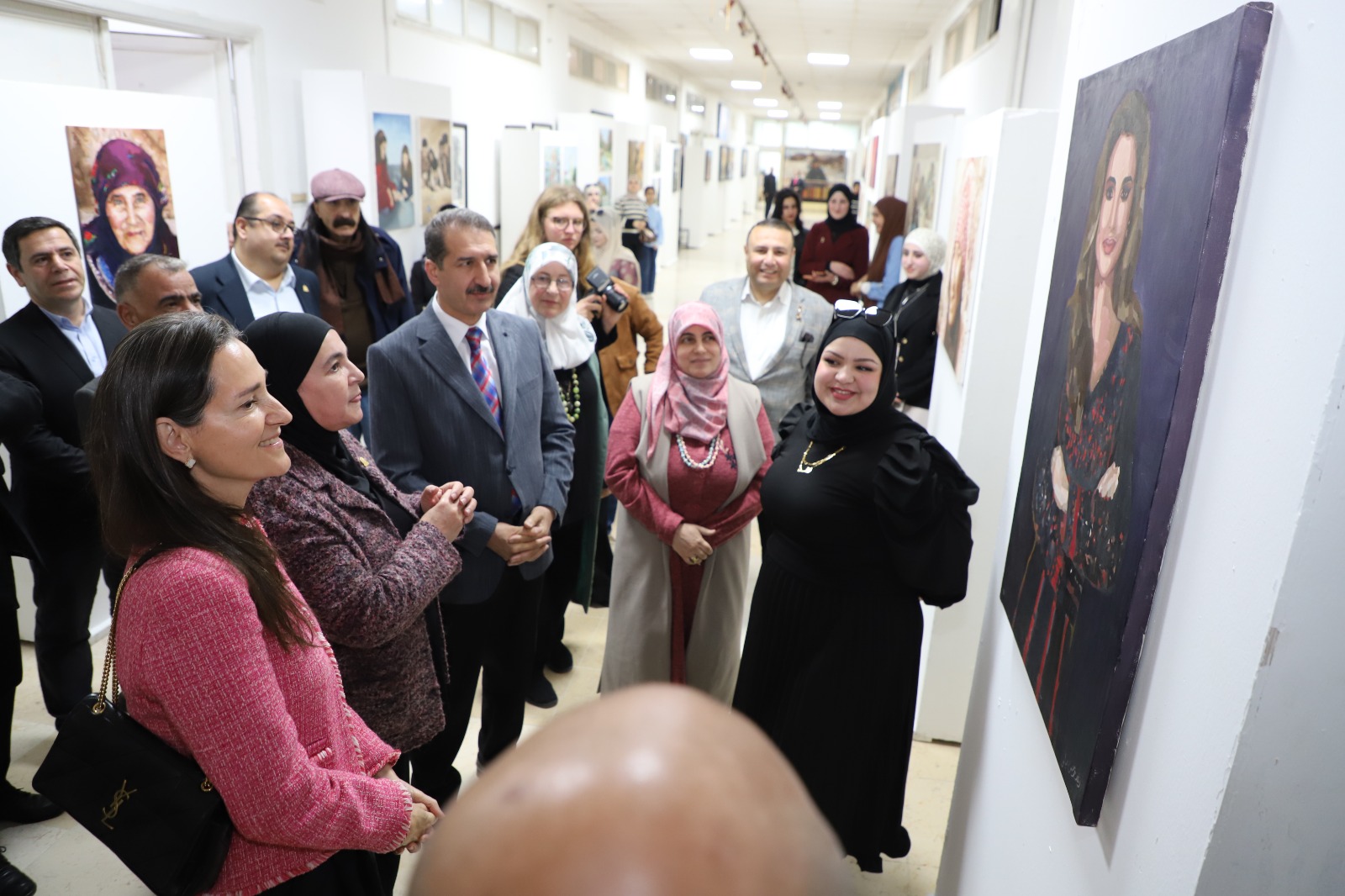 Madar Al-Saa Images 0.23731614798973133