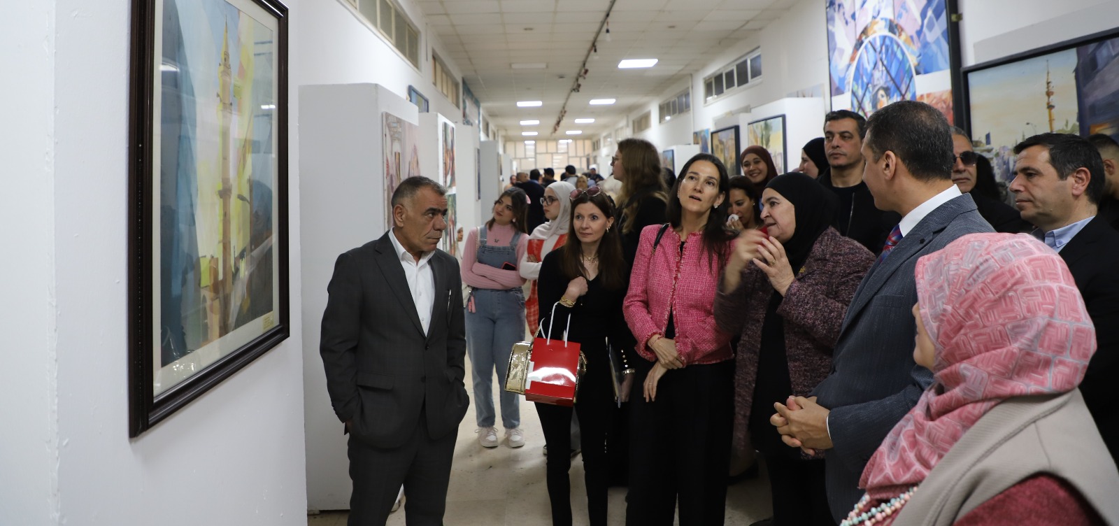 Madar Al-Saa Images 0.29909209283478055