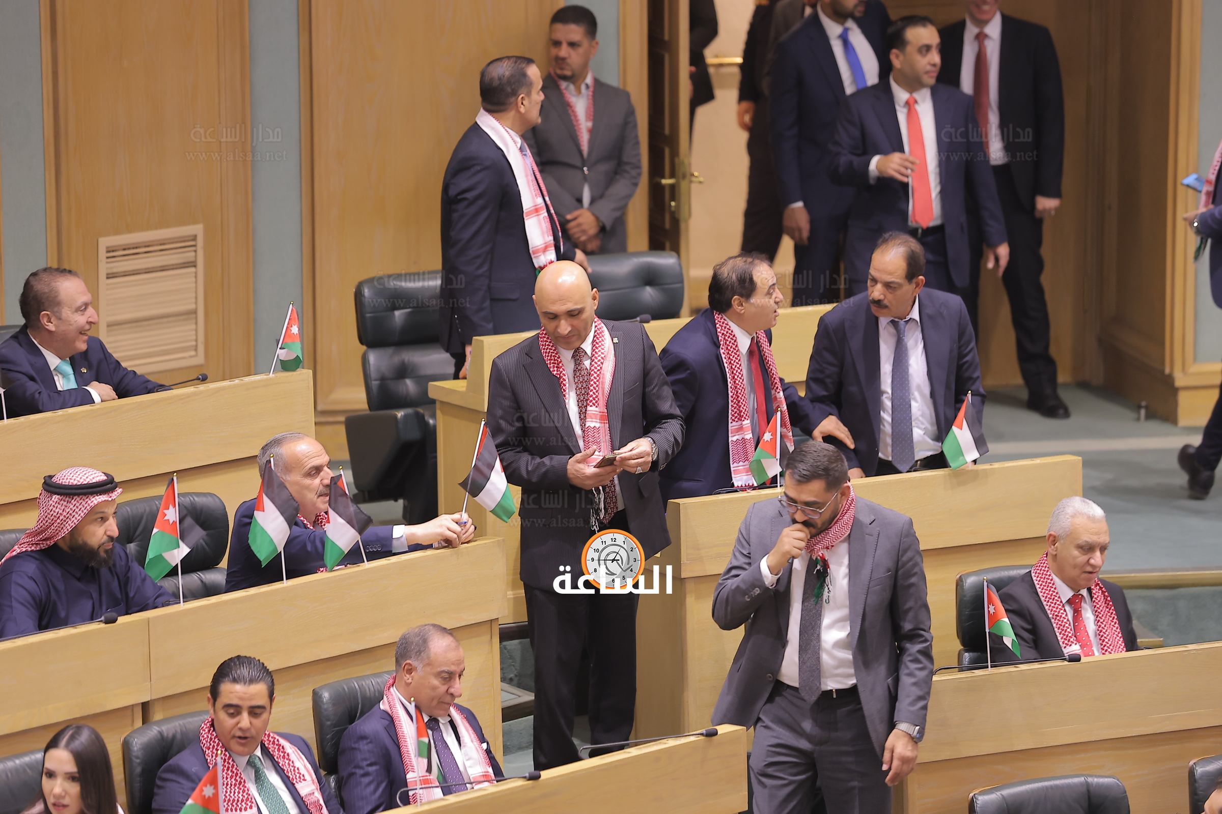 Madar Al-Saa Images 0.6009348009800733