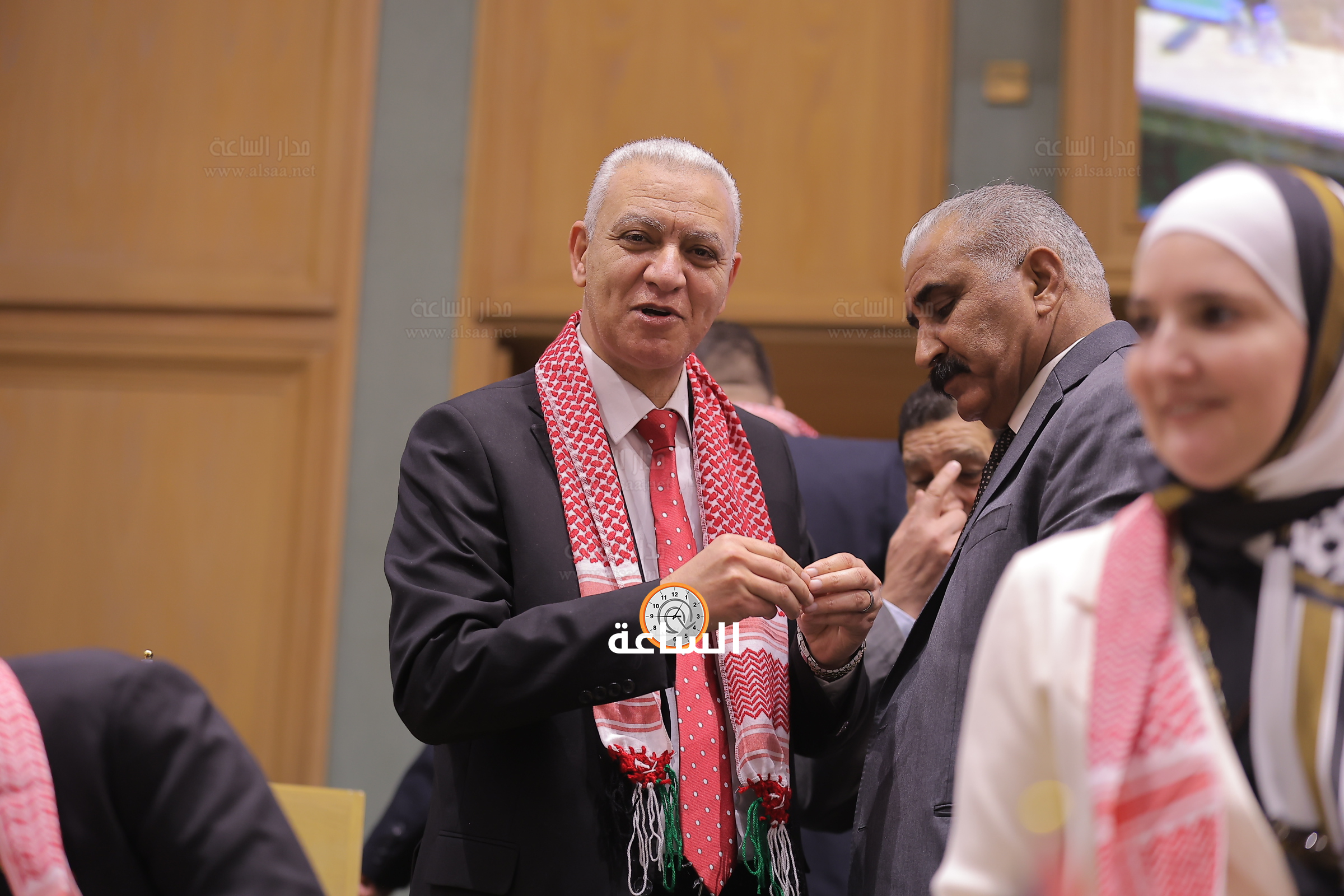 Madar Al-Saa Images 0.13438394387512853