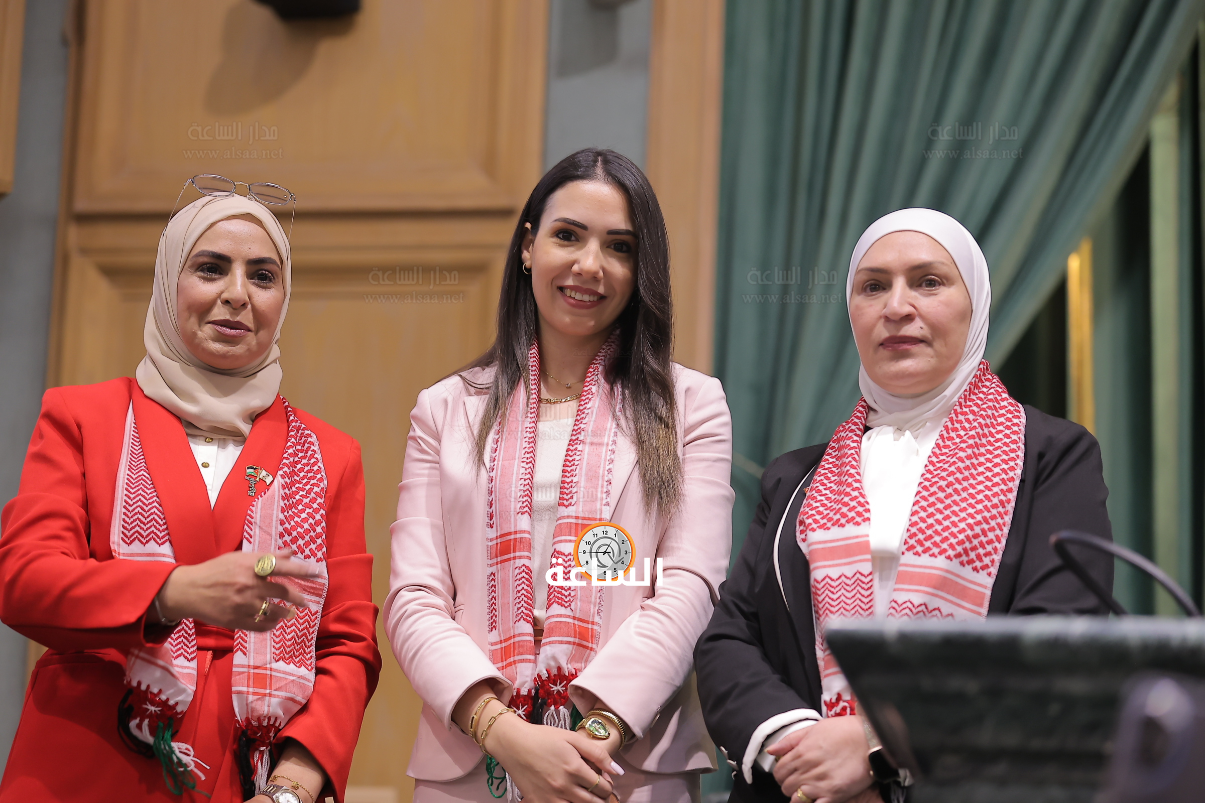 Madar Al-Saa Images 0.5836702080994809