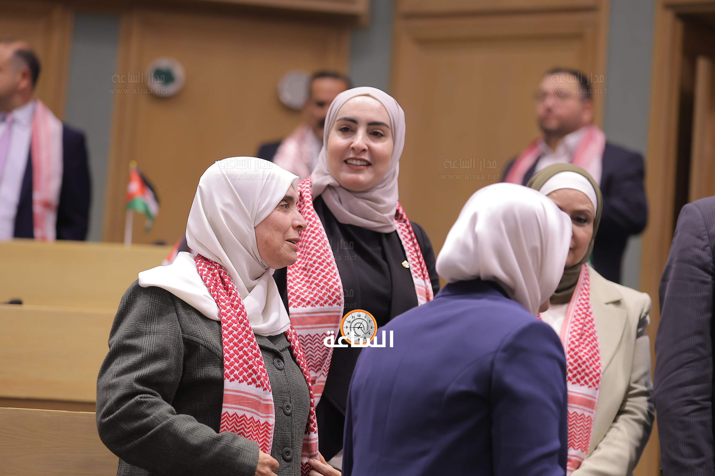 Madar Al-Saa Images 0.5757780468701209