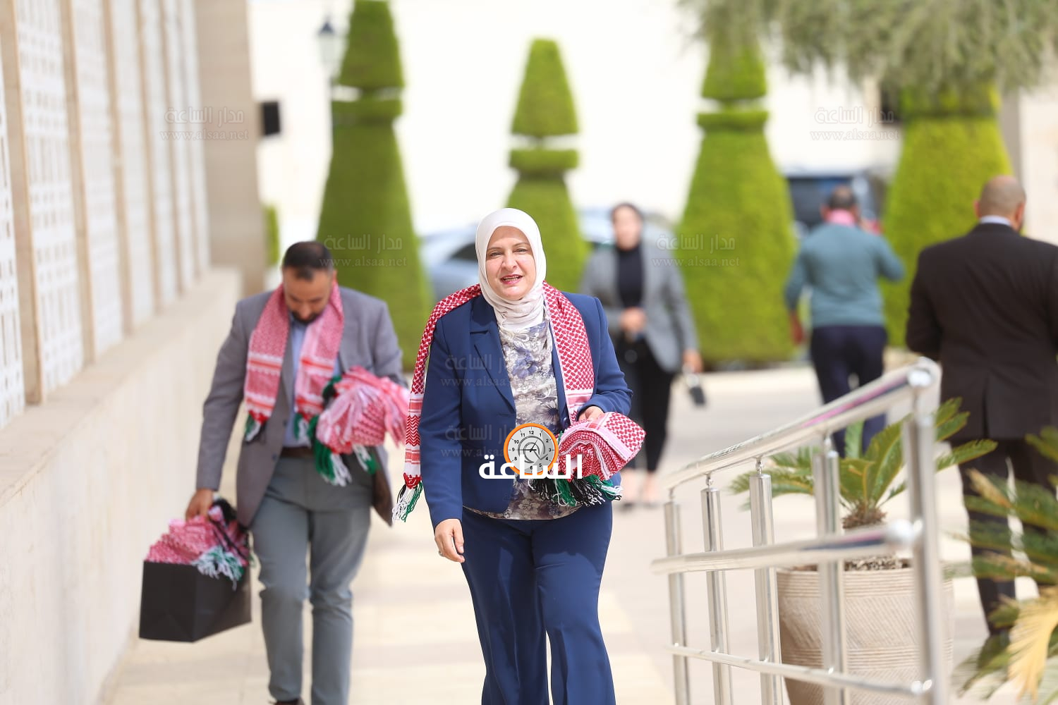 Madar Al-Saa Images 0.331380550572676