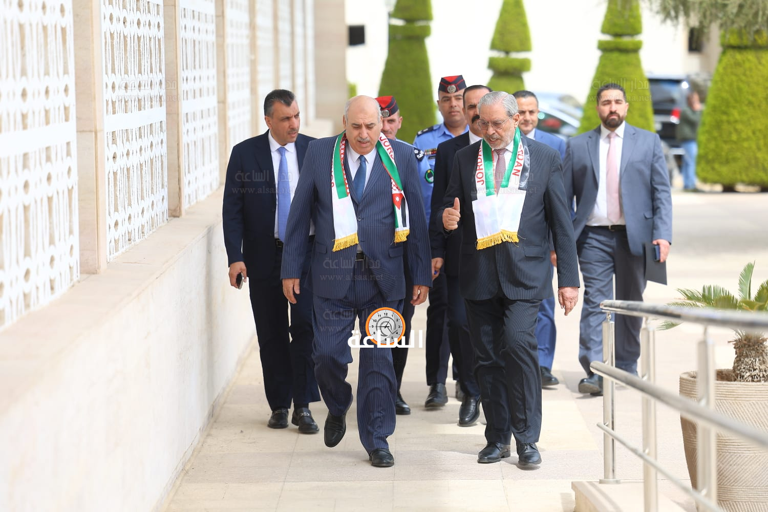 Madar Al-Saa Images 0.8496130748170362