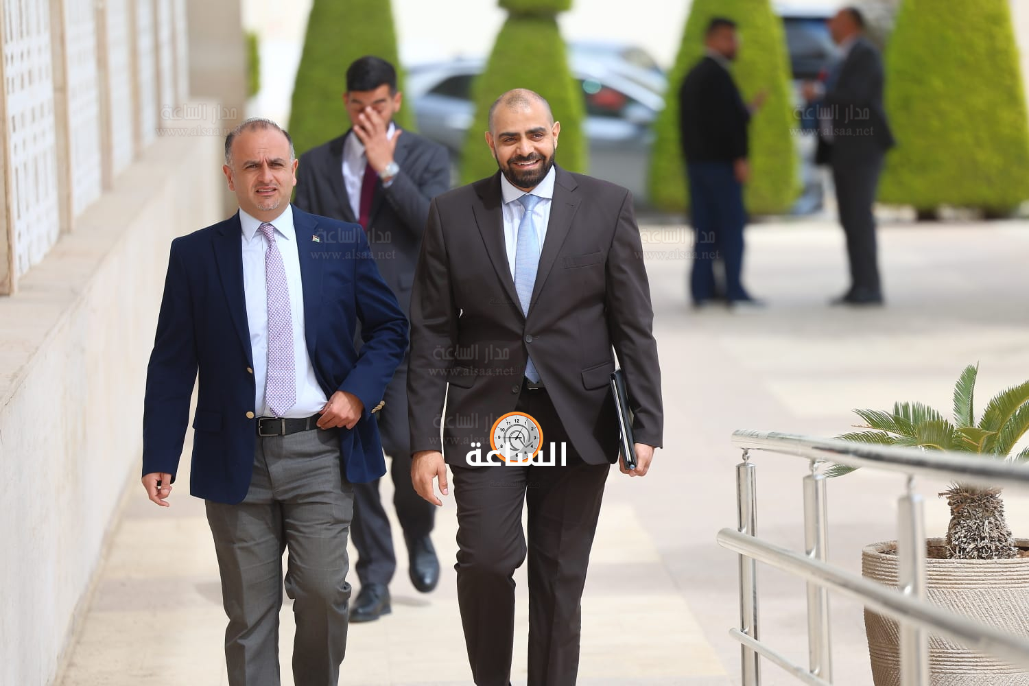 Madar Al-Saa Images 0.10971554986596077