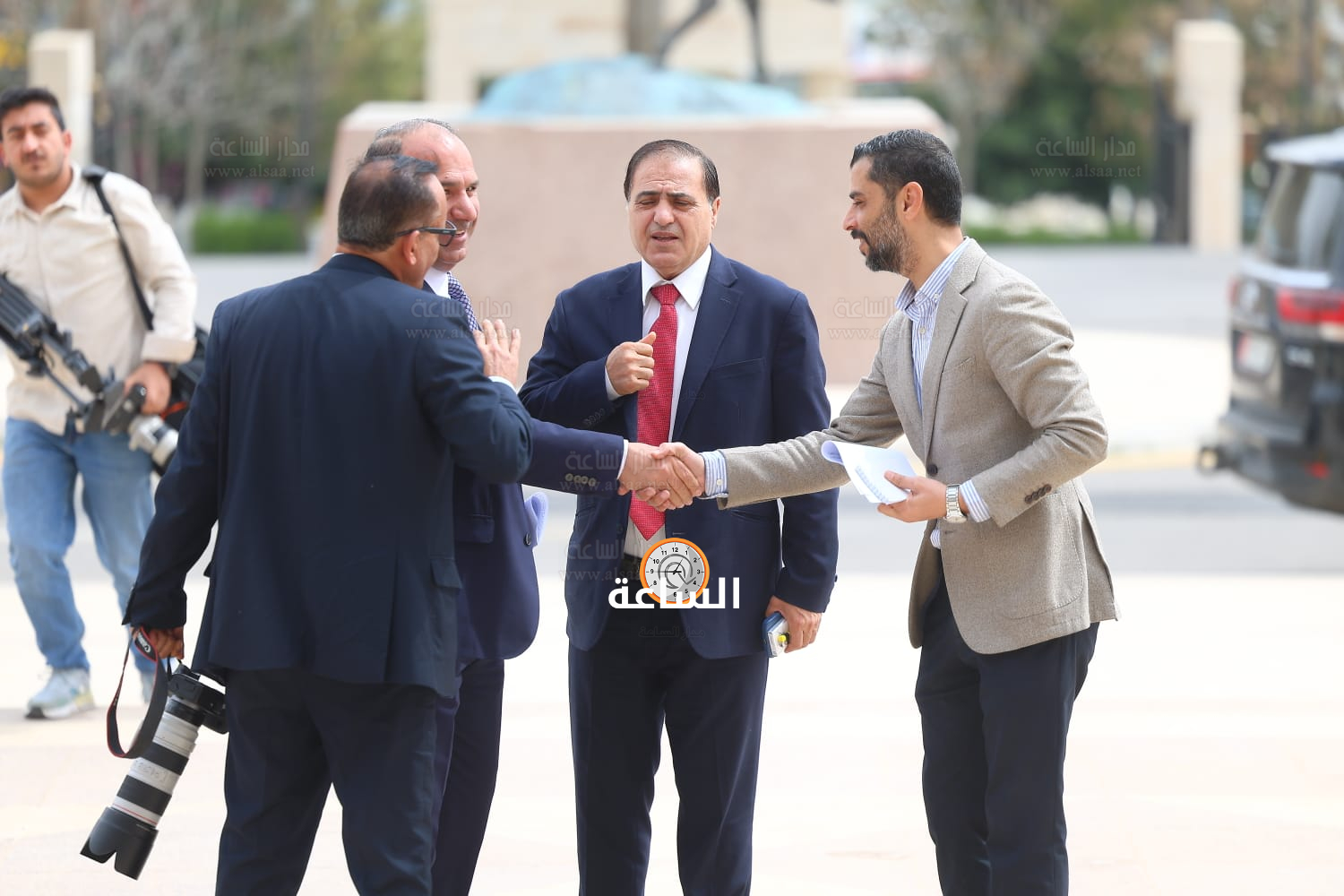 Madar Al-Saa Images 0.08137257056867198